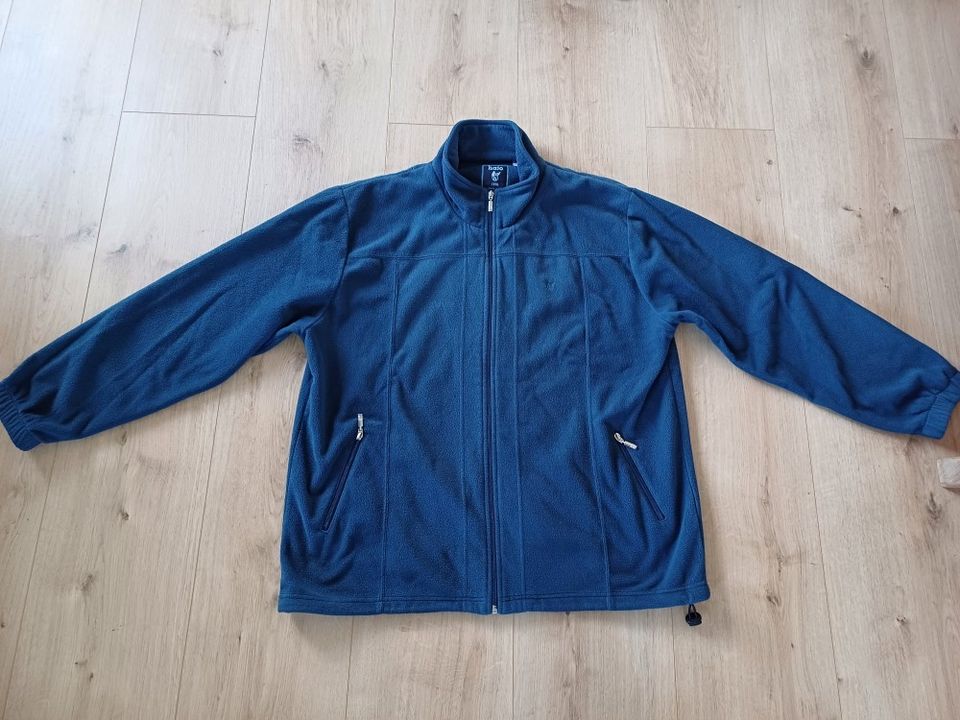 Fleece-Jacke Jeansblau Gr. 60/62 in Betzenstein