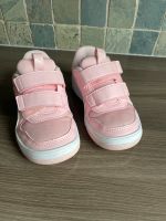 Puma Sneaker Turnschuhe neu 28 rosa Mädchen Leipzig - Knautkleeberg-Knauthain Vorschau