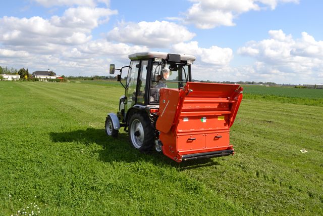 Mulcher Boxer HIGH165 165 cm Hochentleerung Sammelbehälter NEU in Osterweddingen