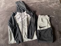 Nike Trainingsanzug M/L Nordrhein-Westfalen - Holzwickede Vorschau