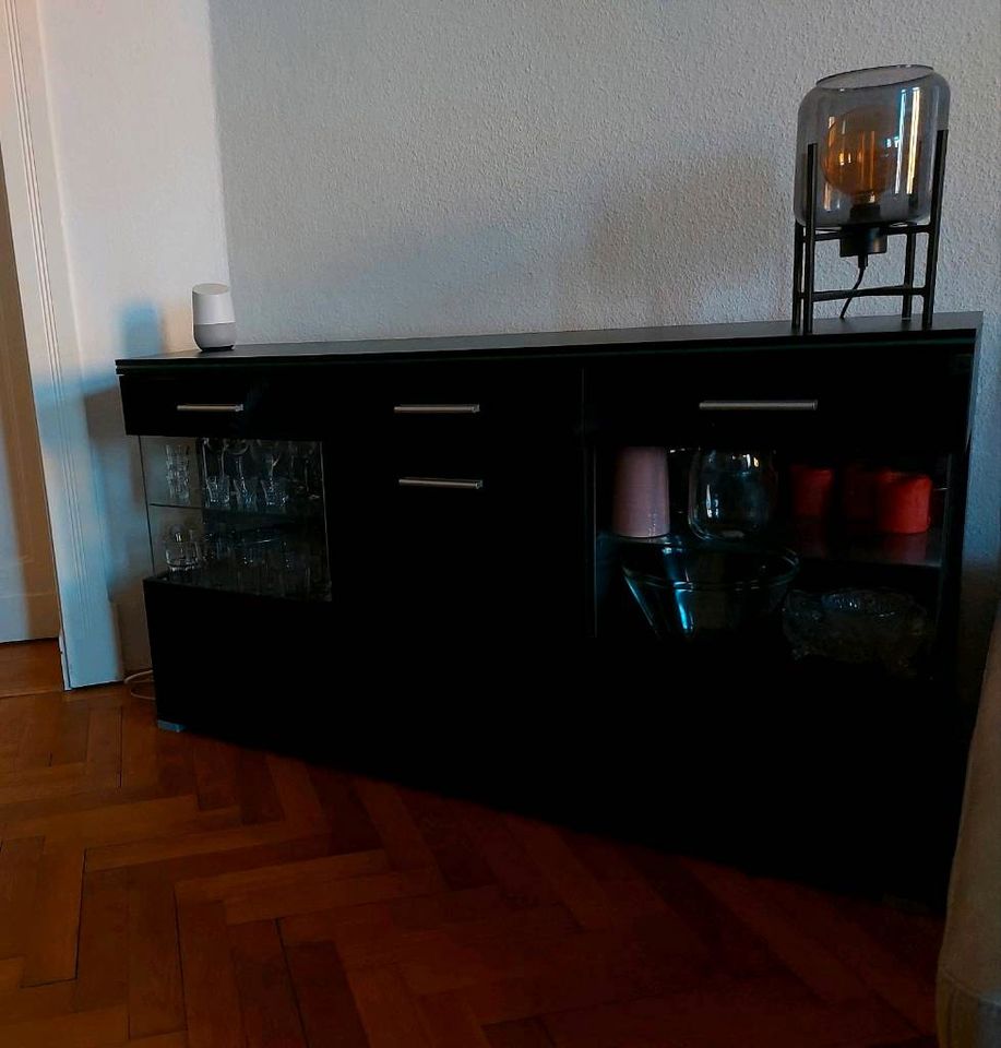 Verkaufe Sideboard schwarz glas  150x83x39, sehr guter Zustand in Dresden