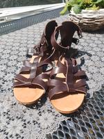 Zara Römersandalen Leder Gr 37 Nordrhein-Westfalen - Radevormwald Vorschau