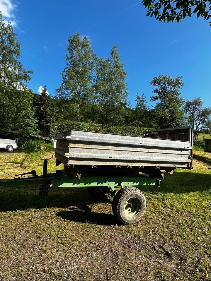 Kipper Abhänger Trecker in Lüdenscheid