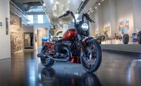 BMW R 18 CUSTOM *ORANGE IS THE NEW BLACK* Bayern - Sennfeld Vorschau