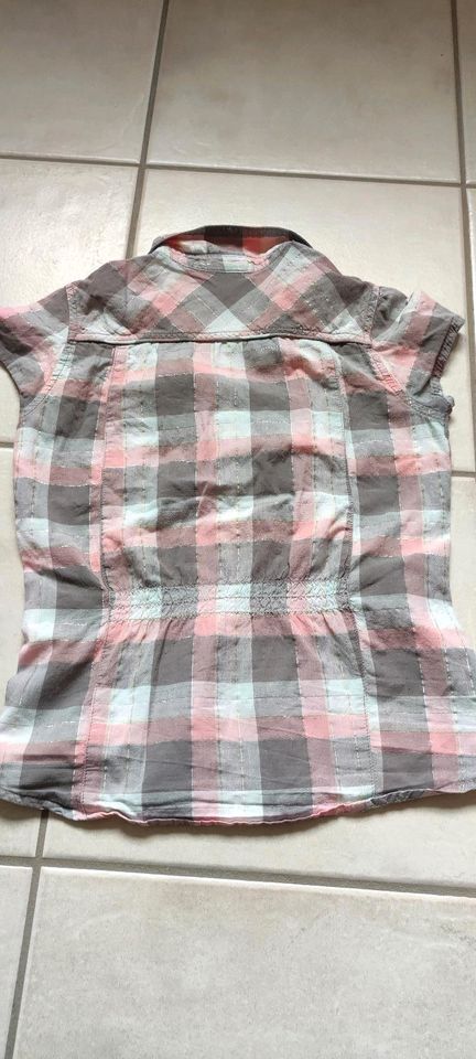 Hemd Druckknöpfe 128 H&M Bluse in Amelinghausen