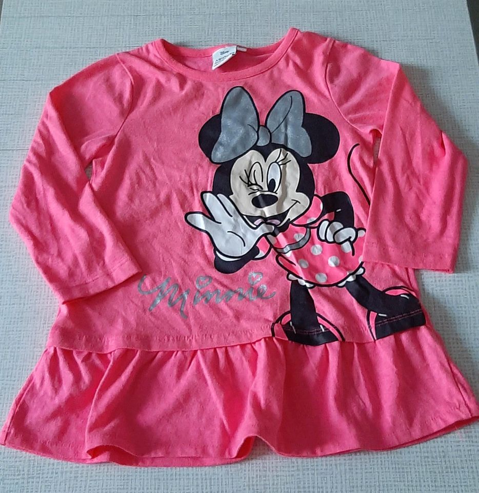 Minnie Mouse Langarmshirt Große 104 in Frankfurt am Main