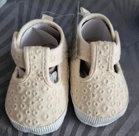 Neue Baby Mädchen Schuhe creme beige 18 19 Nordrhein-Westfalen - Remscheid Vorschau