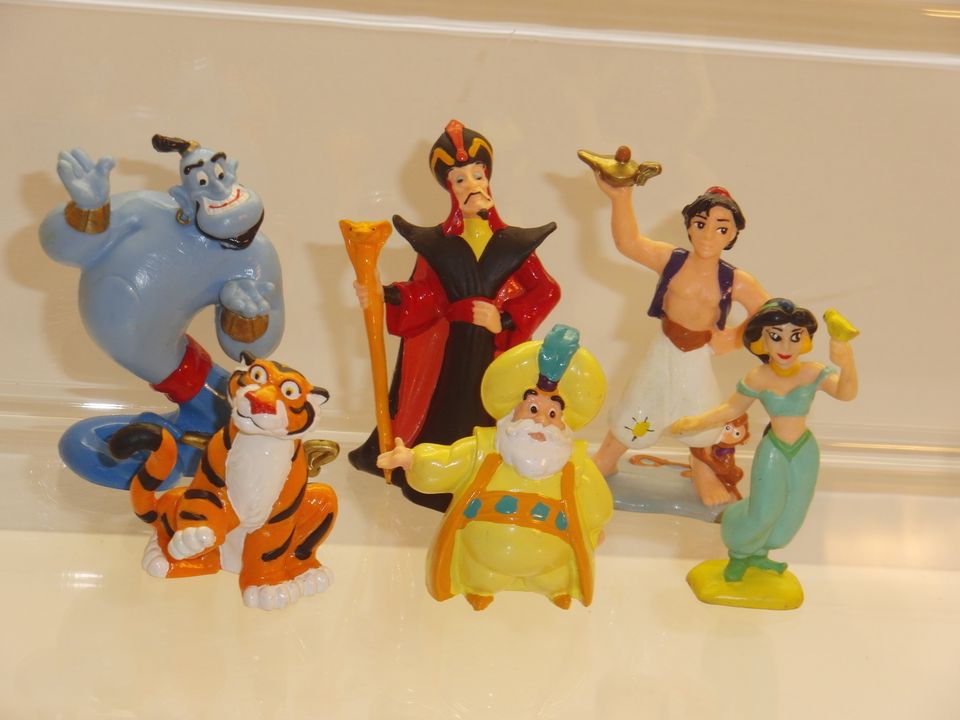 Disney Comicfiguren aus vielen Serien in Stockstadt a. Main