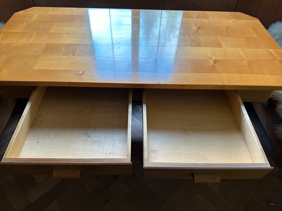 Holz Tisch mit Schubladen in Stuttgart