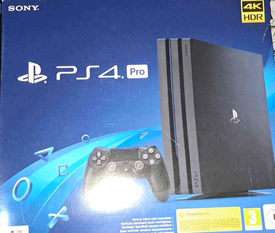 Ps4 pro mit einem Controller und 2 spiele in Bergisch Gladbach