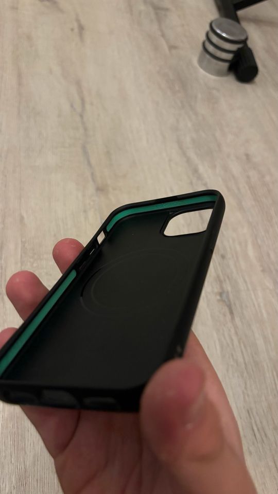 Mous iPhone 13 Hülle Lederlook mit OVP in Kappel-Grafenhausen