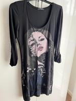 Neuwertiges T-Shirt-Kleid Gr. M schwarz Hessen - Wiesbaden Vorschau
