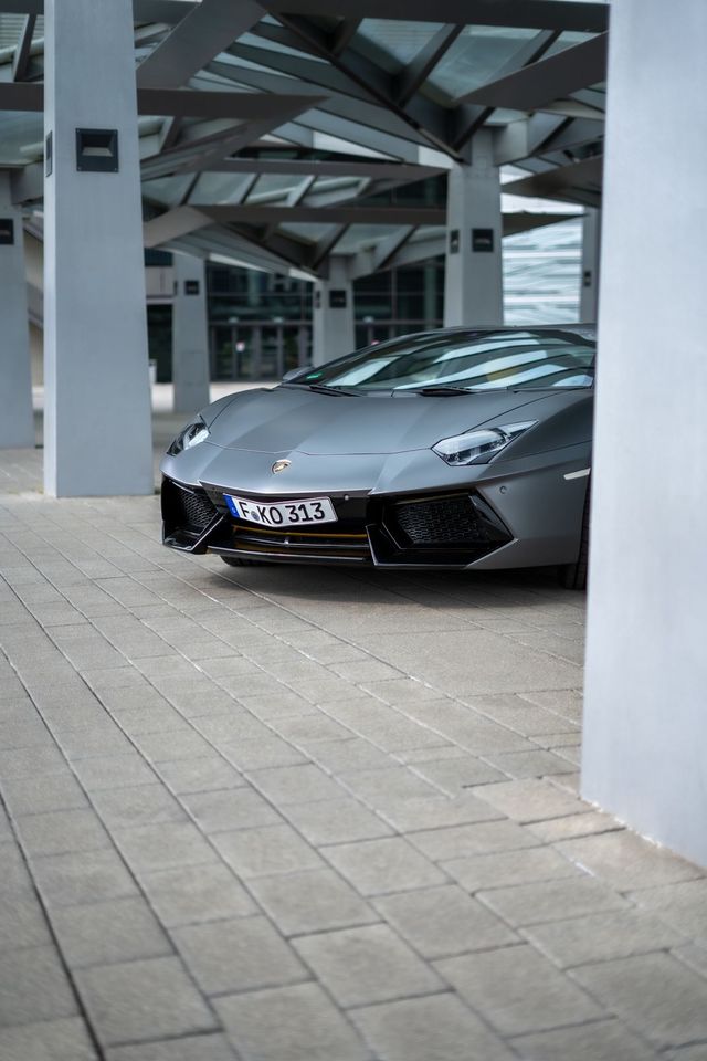 MIETEN - Lamborghini Aventador mieten - Sportwagen in Frankfurt am Main