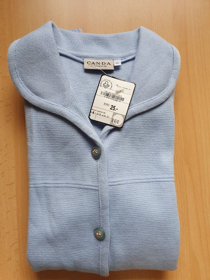 Strickjacke Cardigan Damen Gr. M ( 40-42 ) Hellblau NEU in Albersdorf