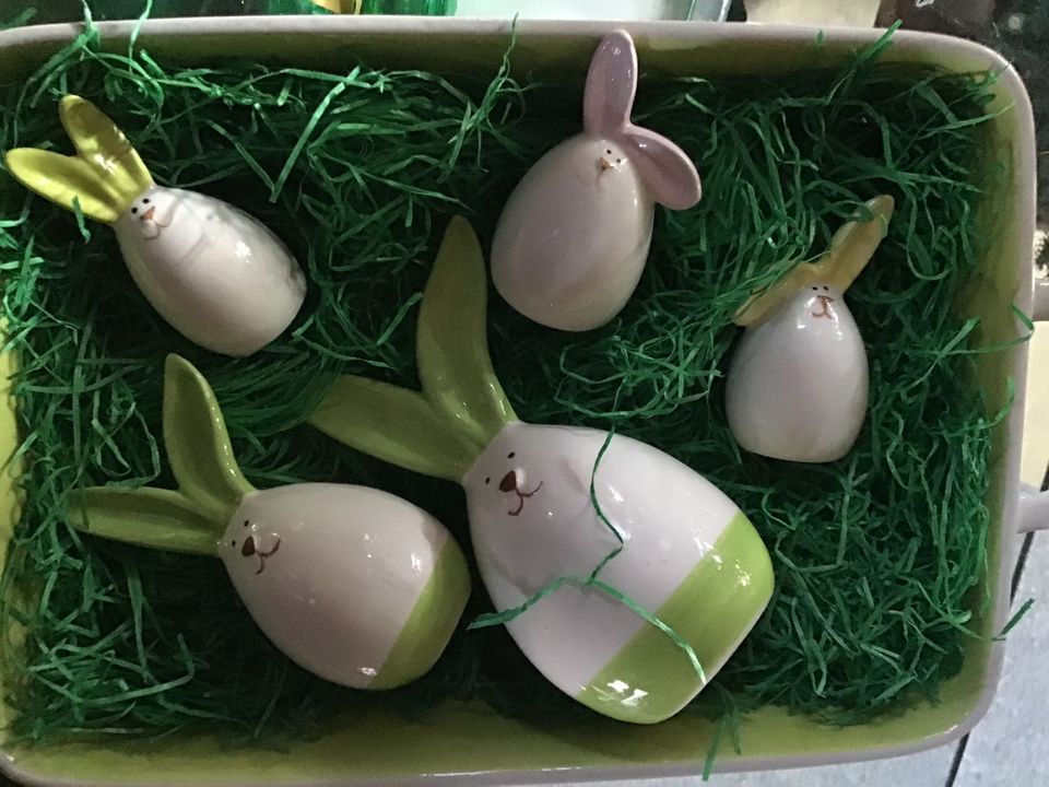 Ostern FORMANO Osterhasen im Porzellan Nest neu in Ohrdruf