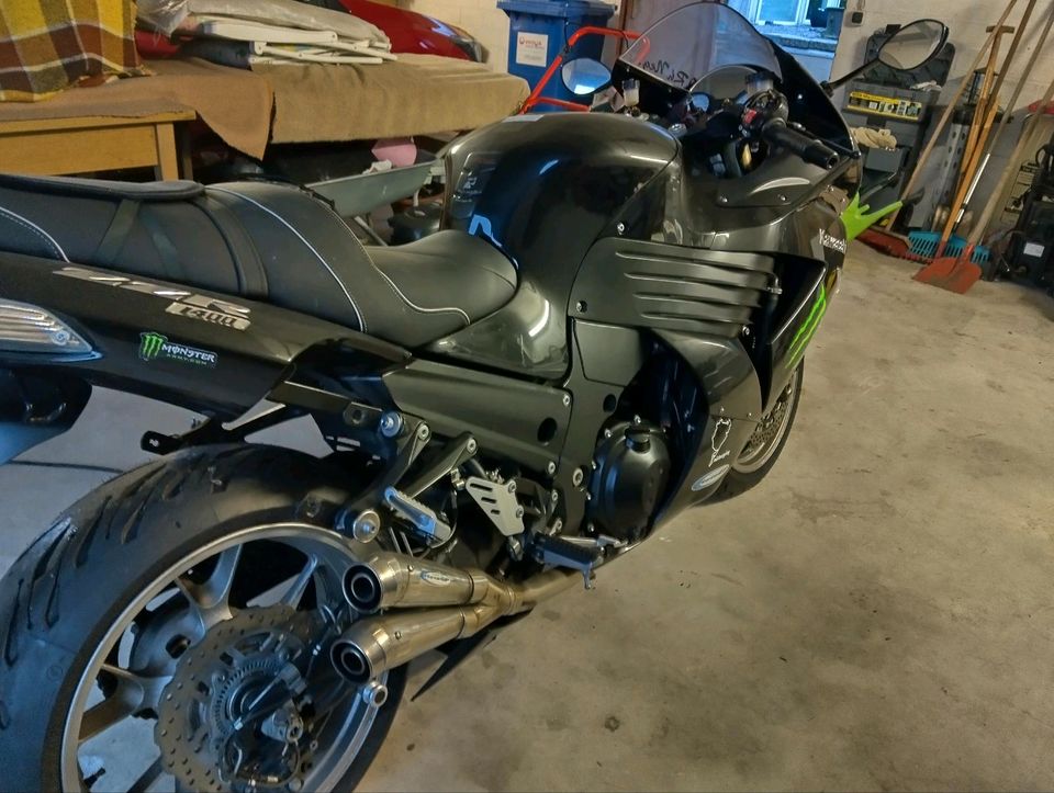 Kawasaki  ZZR. 1400 in Weyhe