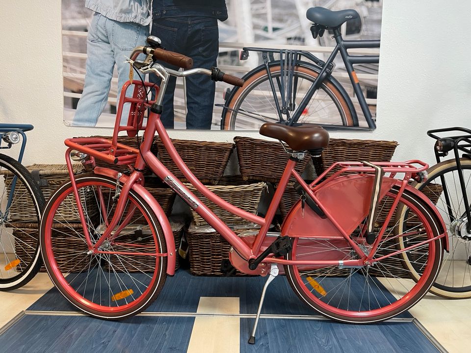 Hollandfahrrad Mädchen Fahrrad Damenfahrrad 26 Zoll in Mönchengladbach