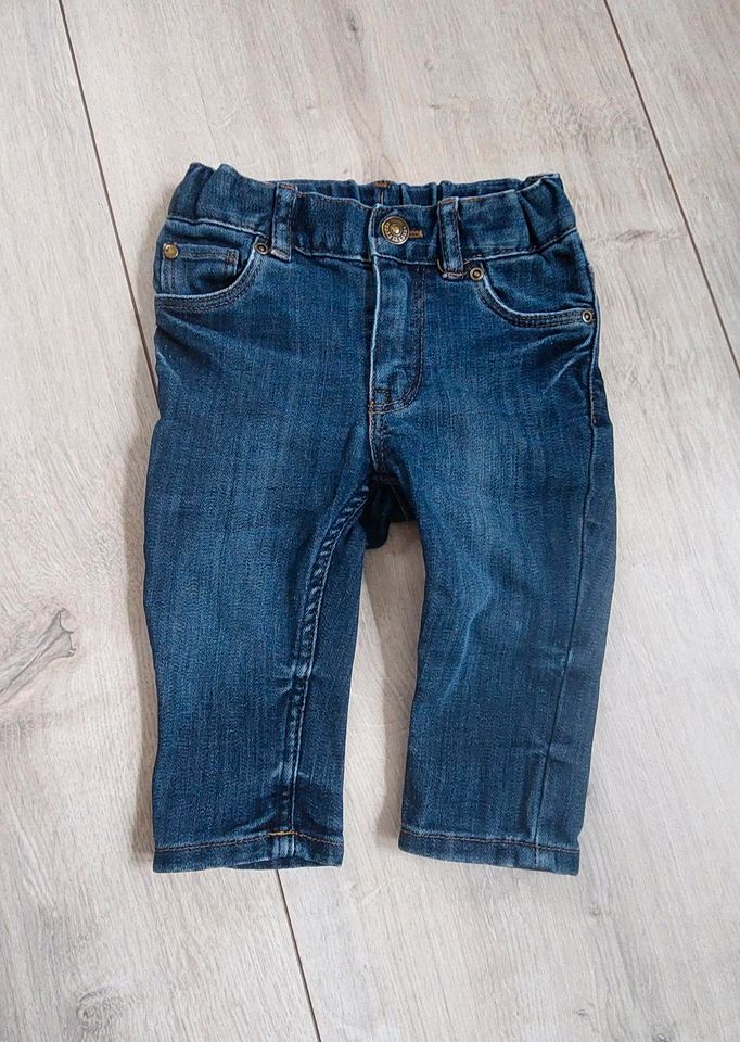 Baby Jeans Hose Gr. 68 von H&M in Oßling