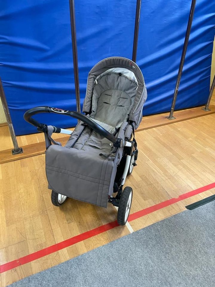 Hartan Kinderwagen in Hüttenrode