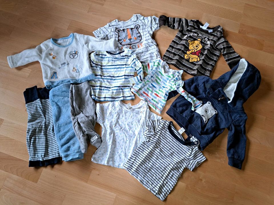 Baby Kleidungspaket Größe 62/68, Pullover, T-shirts, Hosen in Marklohe