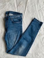 Blaue Skinny Regular Waist Ankle Jeans von H&M Gr. 32 Feldmoching-Hasenbergl - Feldmoching Vorschau