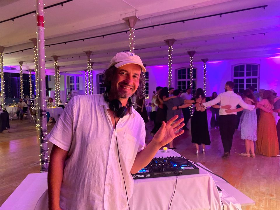 DJ für Hochzeiten & Firmenfeiern in München und Umgebung in München