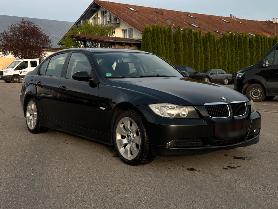BMW 320d Lim. E90 in Pfaffenhofen a.d. Ilm