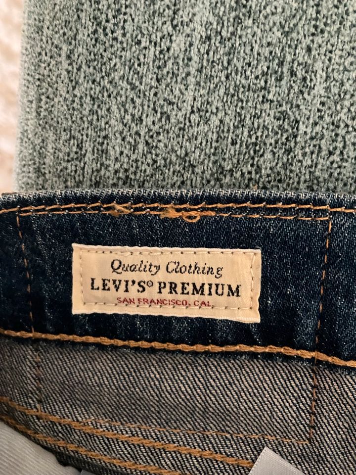 Levi‘s Jeans 502  Taper neu Gr. 36  Länge 32 in Ketzin/Havel