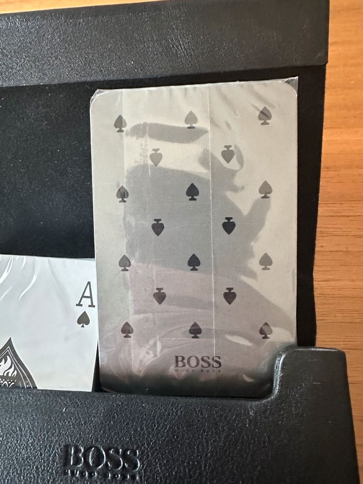 Hugo Boss Spielkarten, Poker, neu OVP, 100% original in Mittenwald