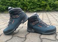 Lowa Damen Trekkingstiefel LADY LIGHT GTX EU 42 Bayern - Taufkirchen München Vorschau