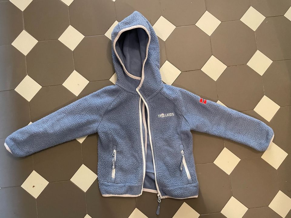 Troolkids Fleecejacke Mandal hellblau 110 in Hamburg