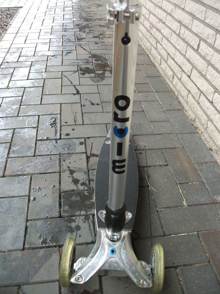 Kickboard mit zwei Lenkerelementen in Essen (Oldenburg)