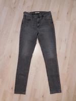 Levi's 721 Damen Jeans high rise skinny W 31 L 32 Kr. München - Ismaning Vorschau