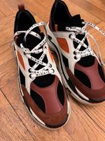 Nikkie Leder Sneaker Größe 40 Neuhausen-Nymphenburg - Neuhausen Vorschau