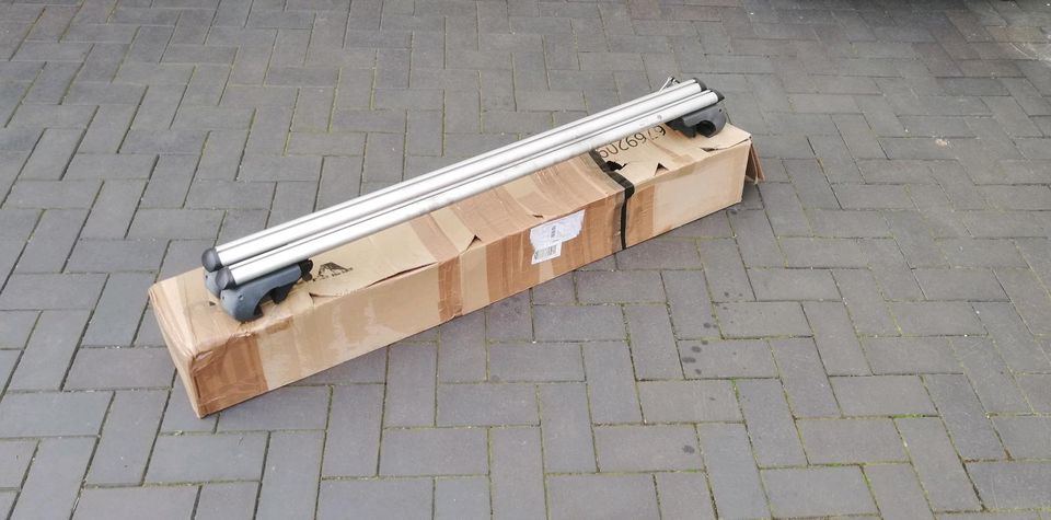 Universal Dachgepäckträger, Gepäckträger, Lastenträger, max. 90Kg in Rohrsen