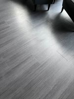 Design-Vinylboden Dark grey Niedersachsen - Schwanewede Vorschau