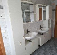 Badezimmermöbel mit 2 Spiegelschränken Baden-Württemberg - Balingen Vorschau