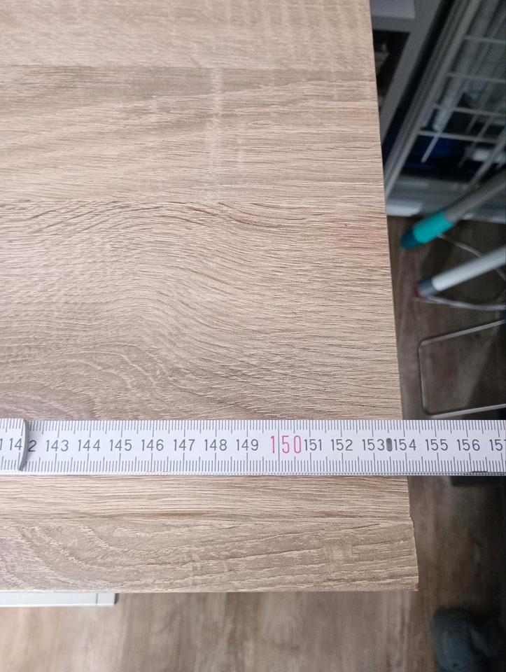Kommode / Fernsehschrank auf Rollen mit 2 Schubladen in Trier