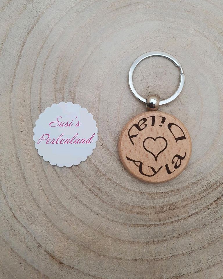 Schlüsselanhänger mit Namen ♡ personalisiertes Geschenk in Castrop-Rauxel