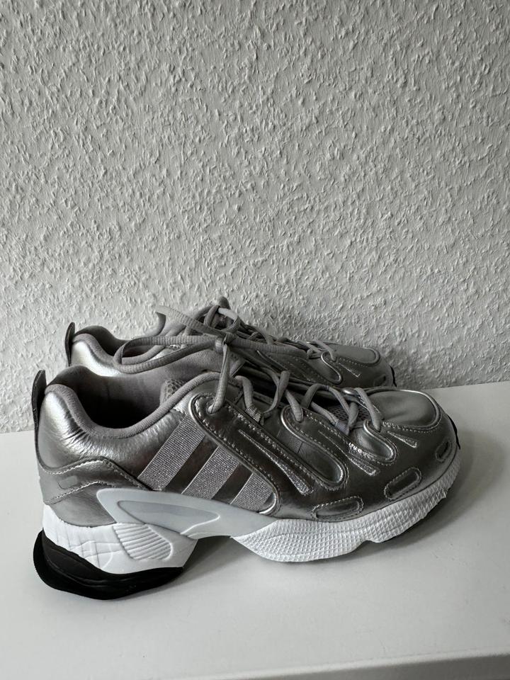 Adidas originals eqt gazelle 40 2025