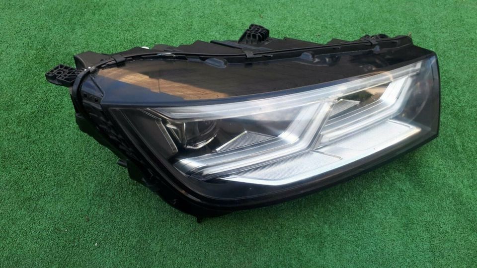 AUDI Q5 80A FULL LED MATRIX SCHEINWERFER  RECHTS   80A941036 in Neu-Isenburg