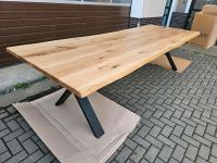 Baumtisch Esstisch Eiche massiv 300x103(ca)X Gestelle schwarz NEU Bayern - Bad Staffelstein Vorschau