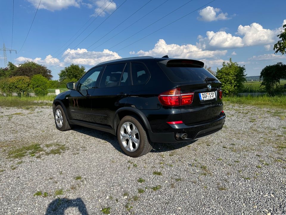 BMW X5 E70 30d Facelift in Moosthenning