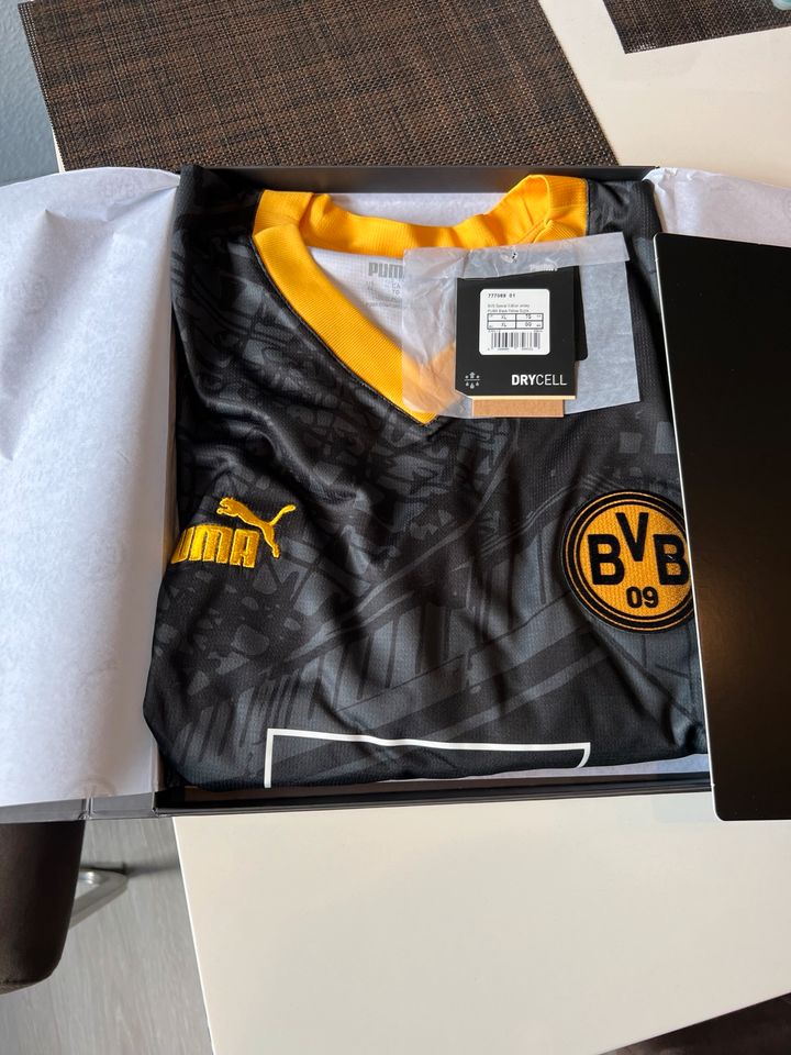 BVB Sondertrikot 50 Jahre Westfalenstadion Gr. XL in Schalksmühle