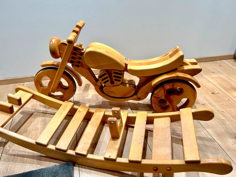 Laufrad aus Holz , Schaukelrad Motorrad in München