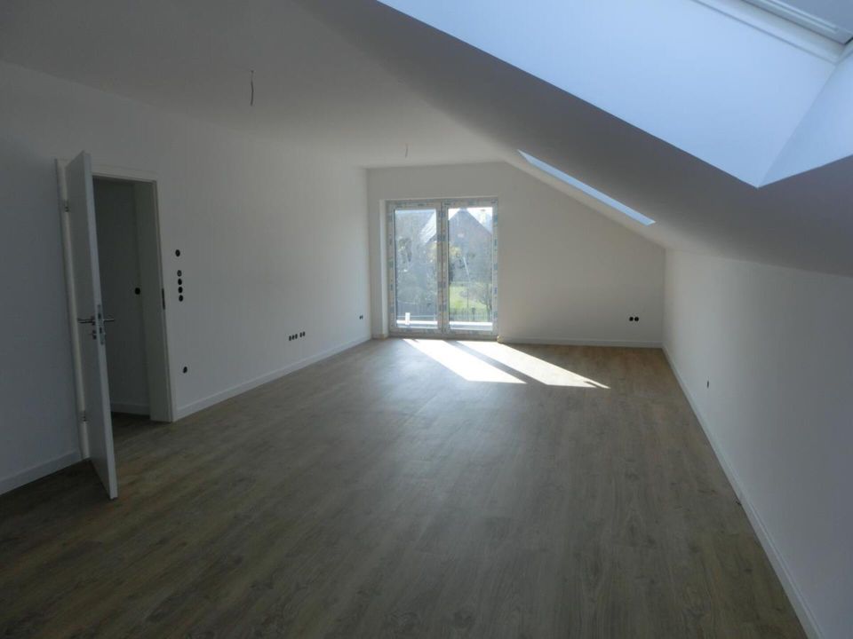 NEUBAU ETW Uchte  OG Wohnung mit Balkon * Whg2 in Uchte