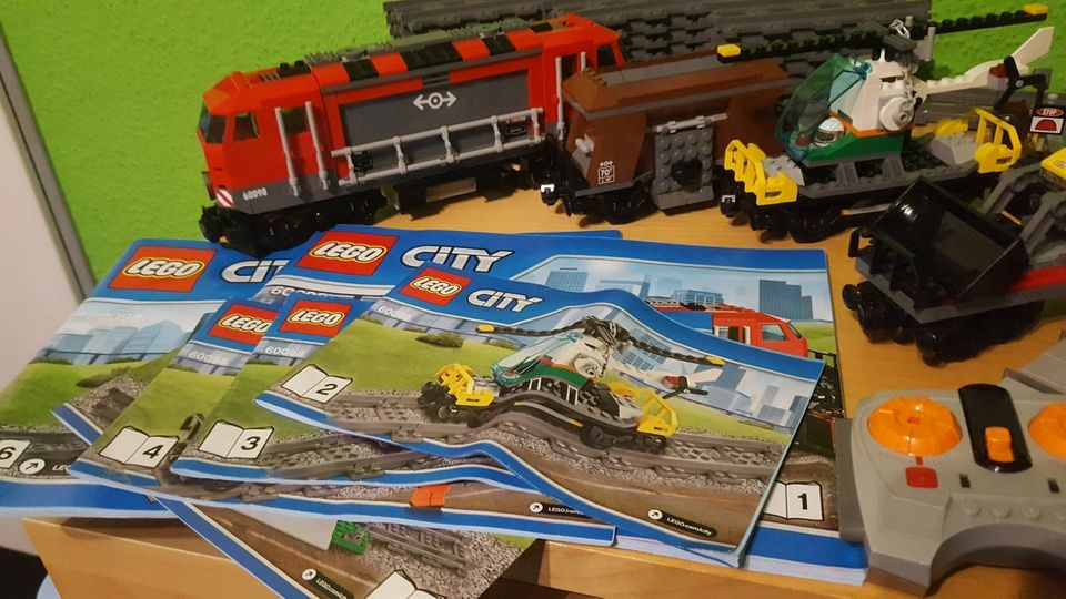 LEGO CITY 60098 EISENBAHN SCHWERLAST GÜTERZUG/Komplett mit Bauanl in Ratingen