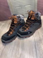 Quechua Trekkingschuhe in 44 NEU Leder Wanderschuhe Bayern - Fürth Vorschau