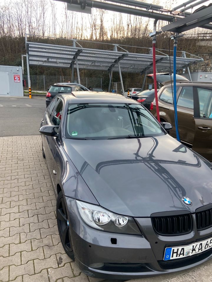 BMW 318d top in Hagen