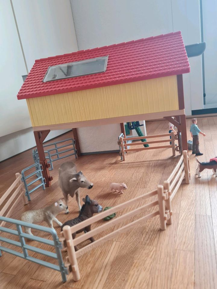 Schleich Bauernhaus mit Stall in Stuttgart